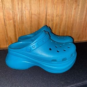 Teal Blue Tall Platform Croc Size 6 Women’s